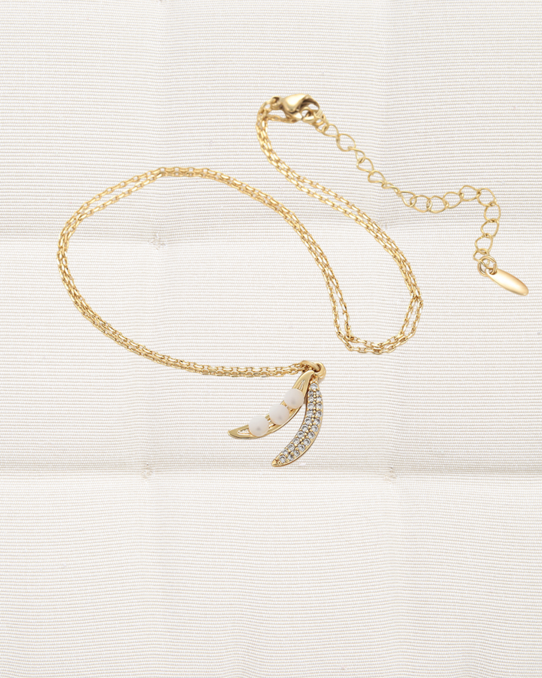 Necklace Peas in a Pod