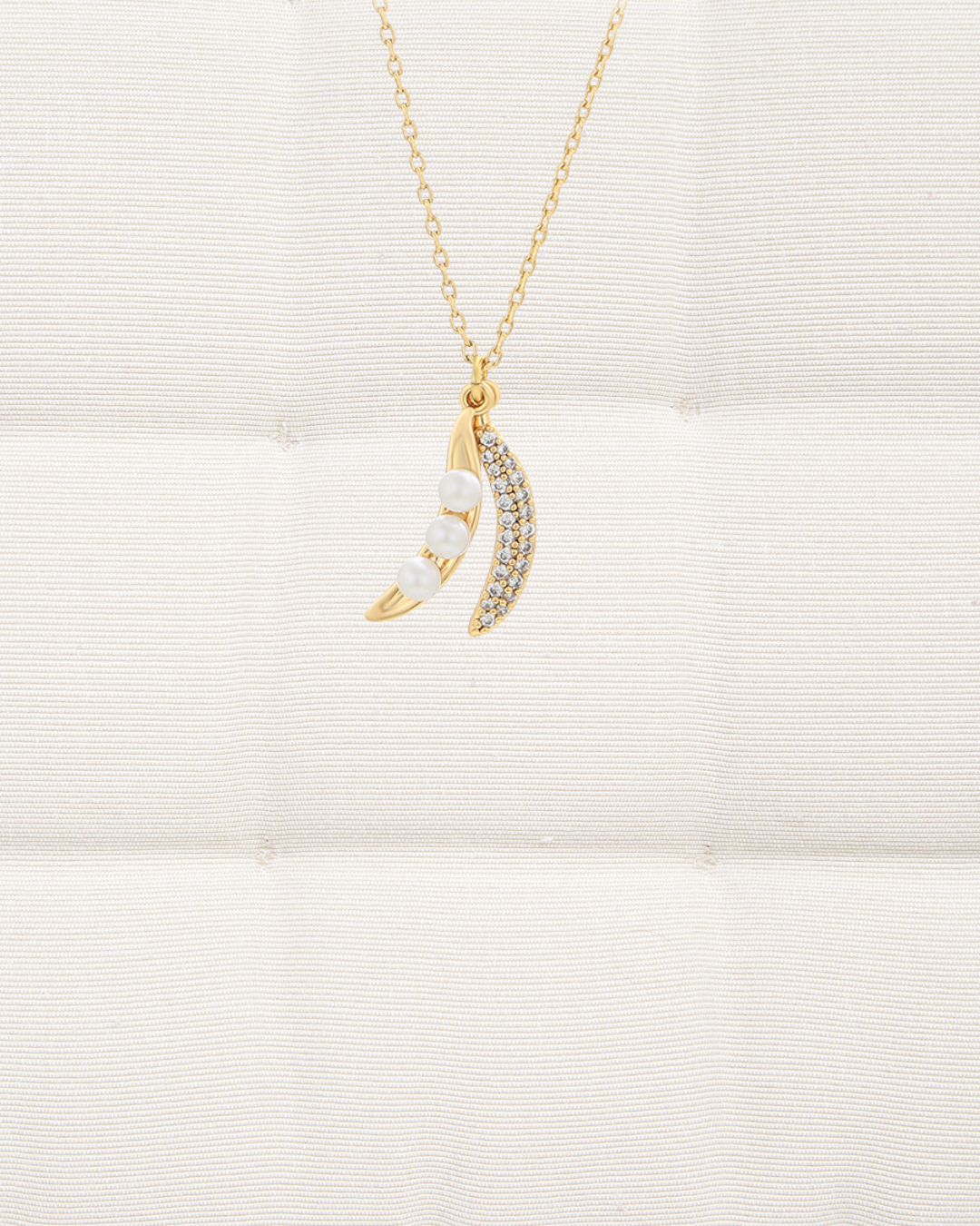 Necklace Peas in a Pod