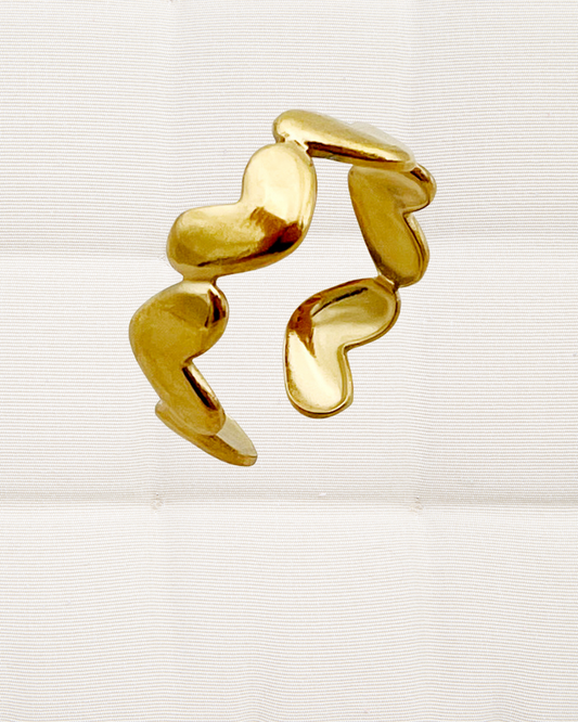 Hearts Ring