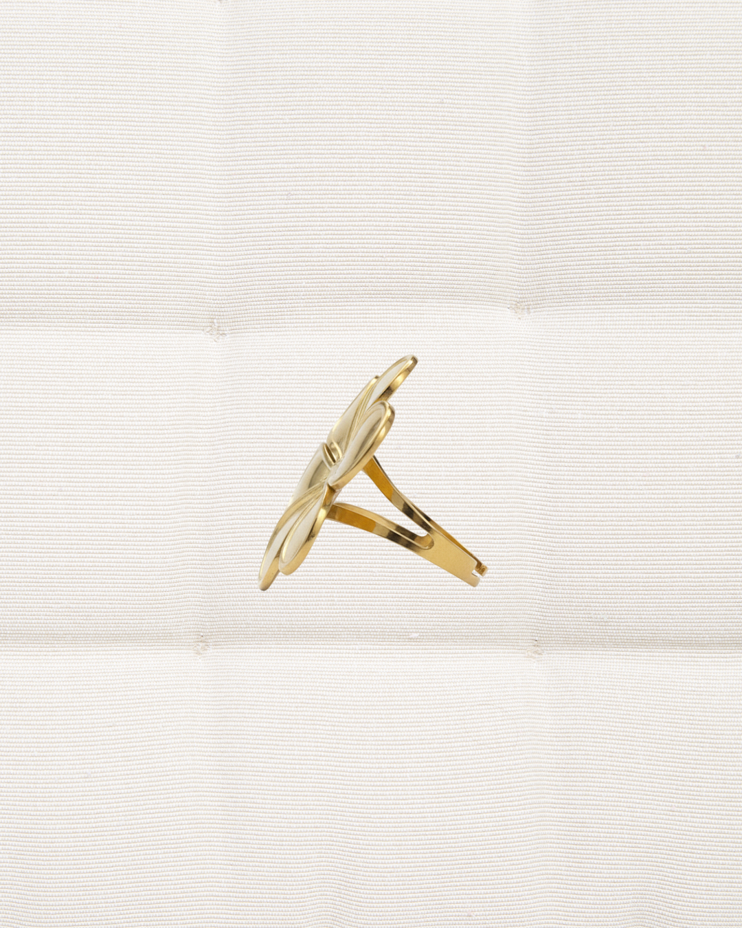 Statement Flower Ring